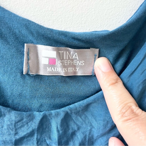 Tina Stephens silk and viscose layered raw edge flowy blouse - Picture 4 of 6